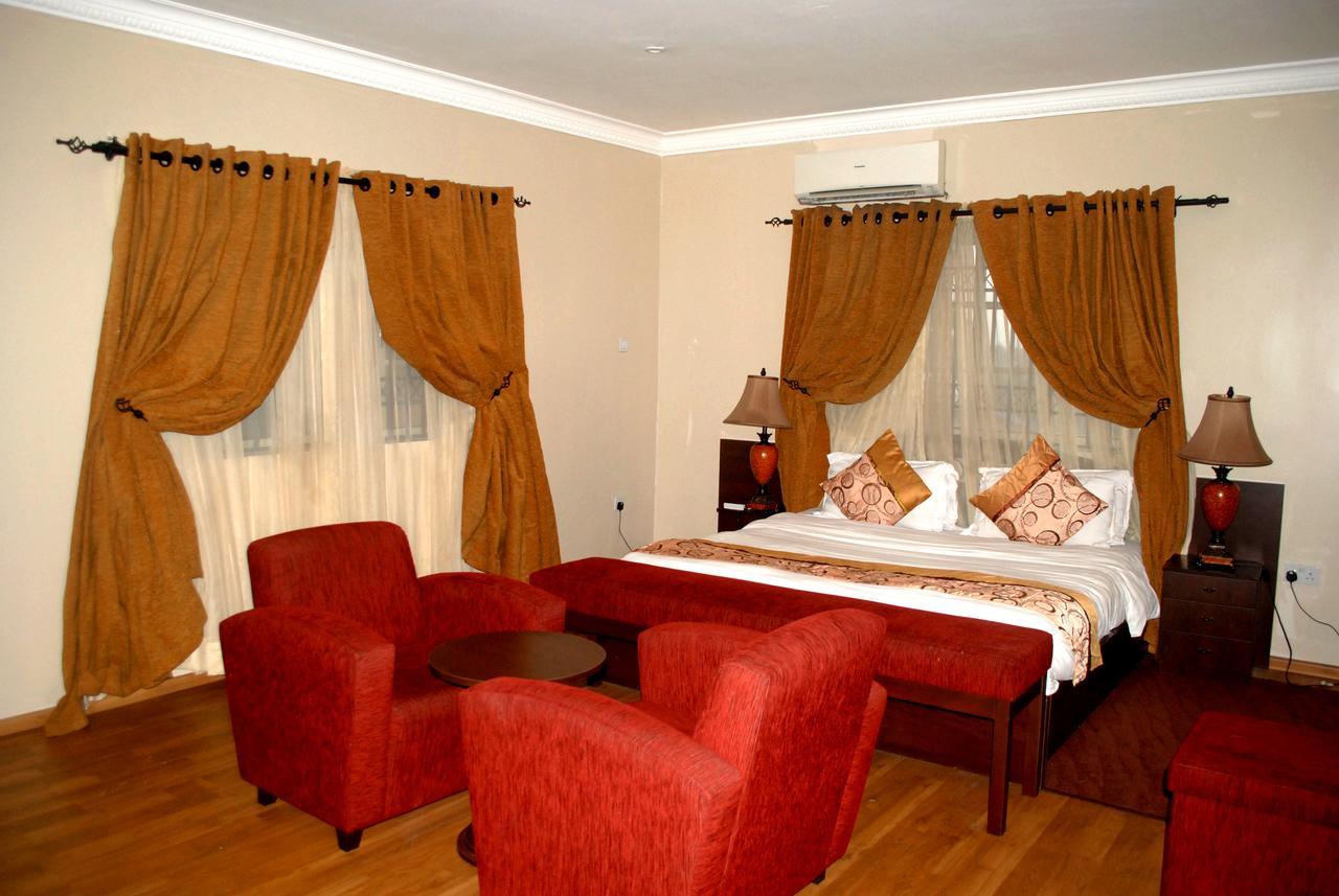 Grand Inn & Suites Ijebu Ode Zewnętrze zdjęcie