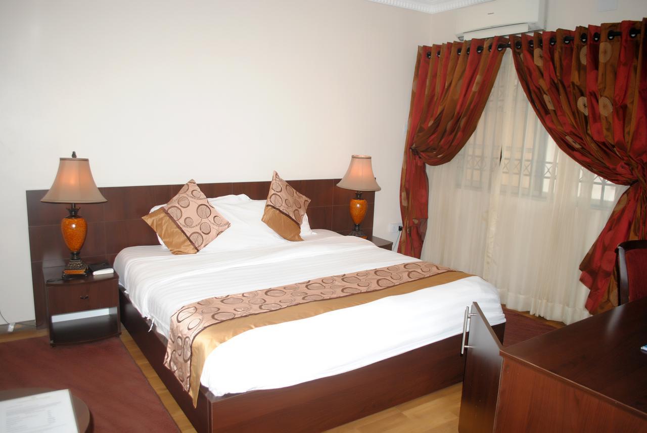 Grand Inn & Suites Ijebu Ode Zewnętrze zdjęcie