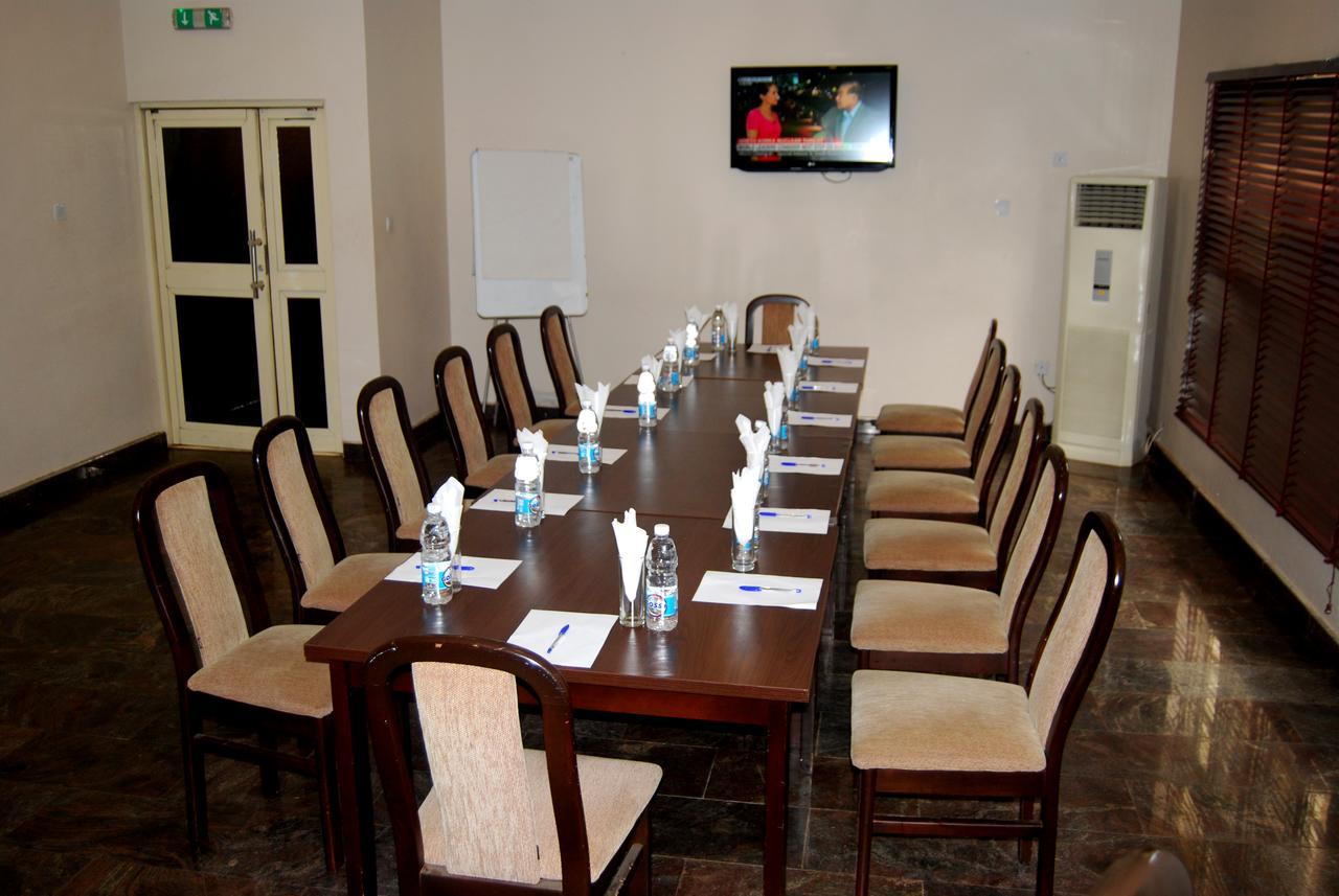 Grand Inn & Suites Ijebu Ode Zewnętrze zdjęcie